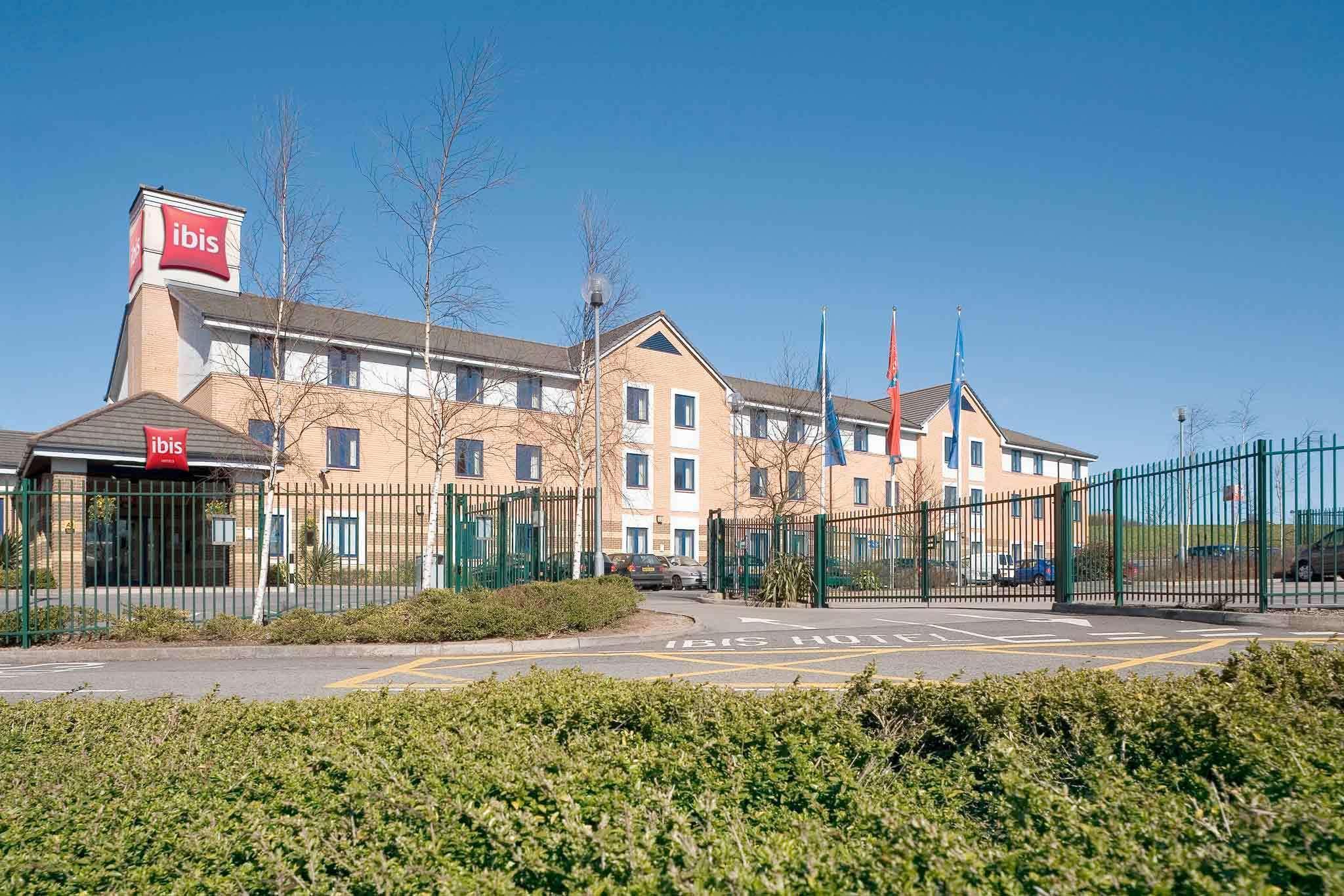 Ibis Cardiff Gate - International Business Park Exterior foto