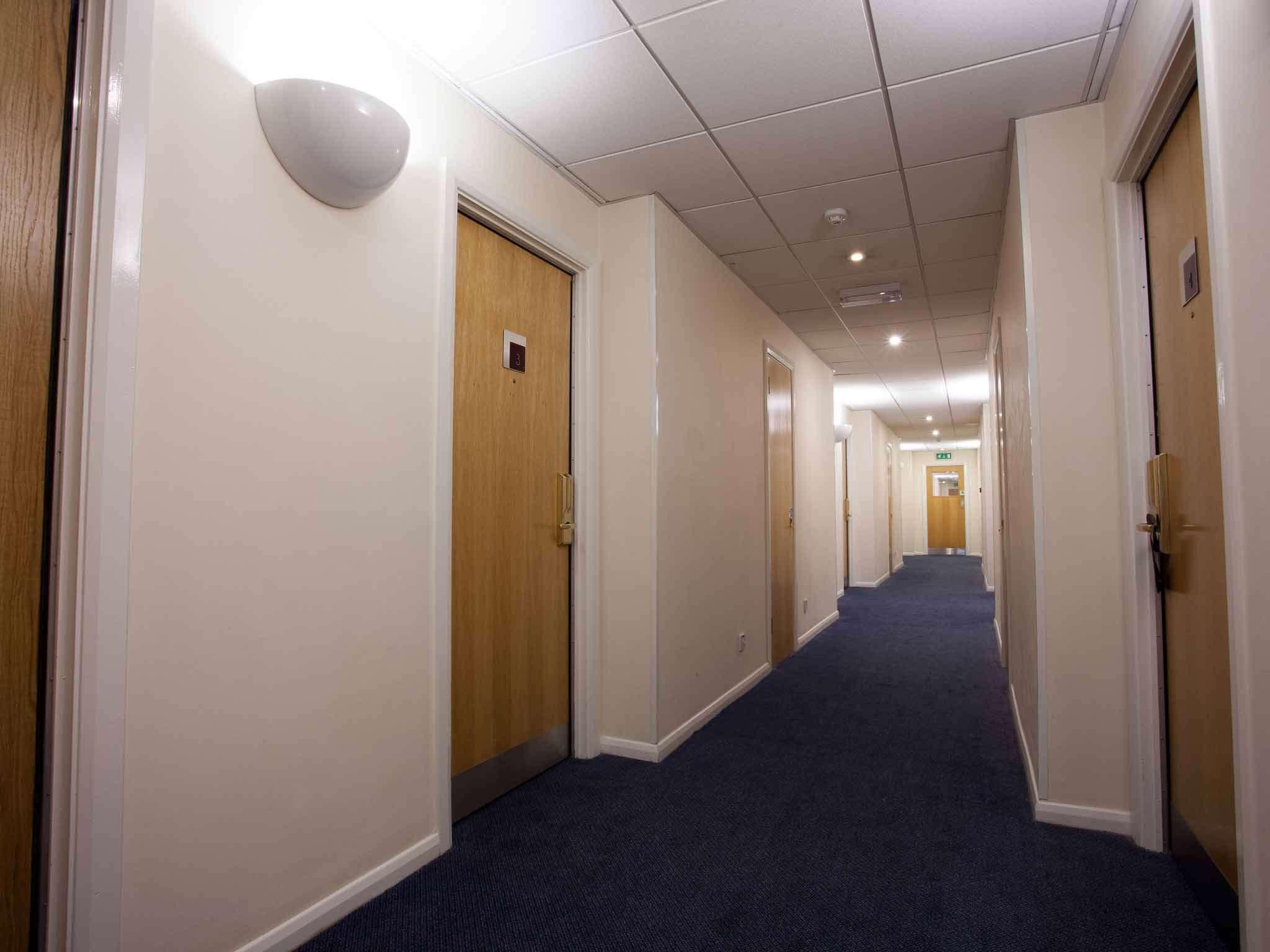 Ibis Cardiff Gate - International Business Park Exterior foto