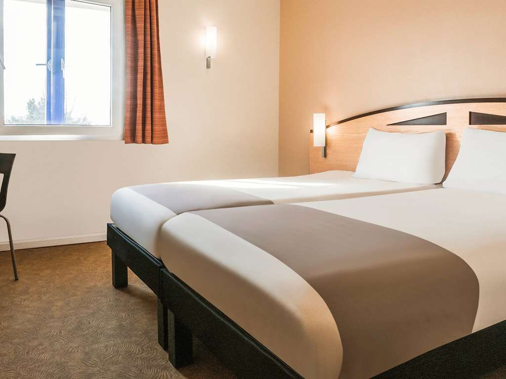 Ibis Cardiff Gate - International Business Park Quarto foto