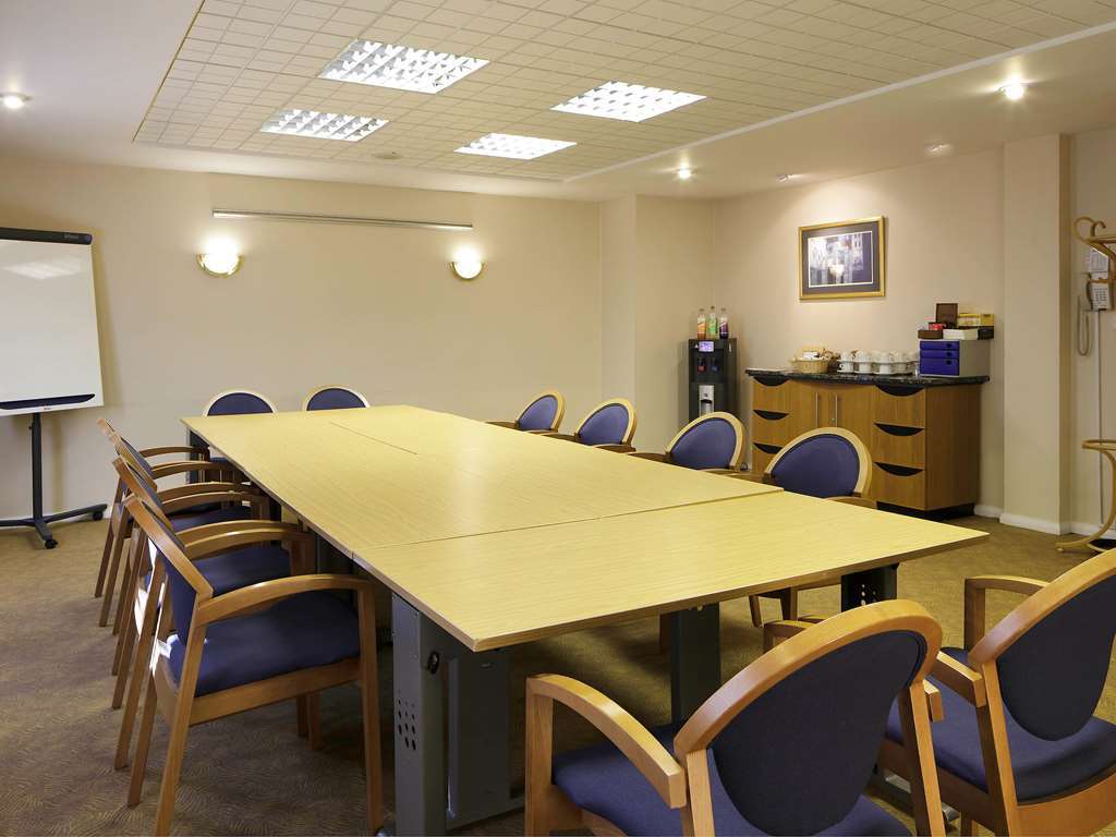 Ibis Cardiff Gate - International Business Park Facilidades foto