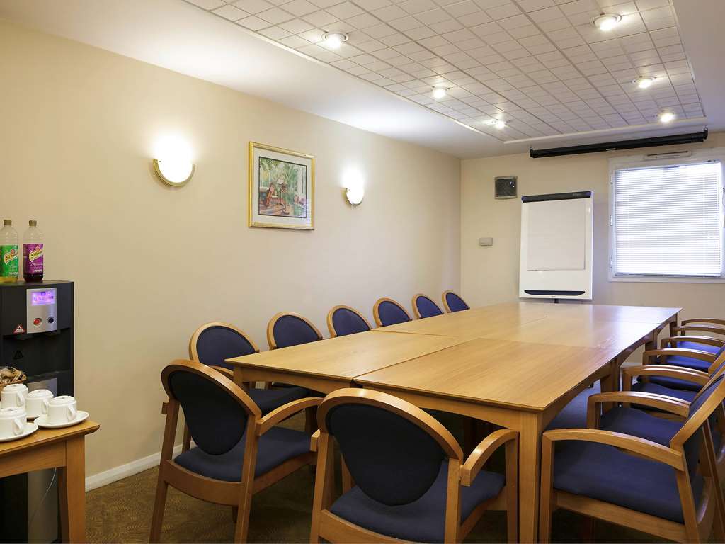 Ibis Cardiff Gate - International Business Park Facilidades foto